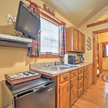 Branson Cabin With Deck Near Table Rock Lake! 외부 사진